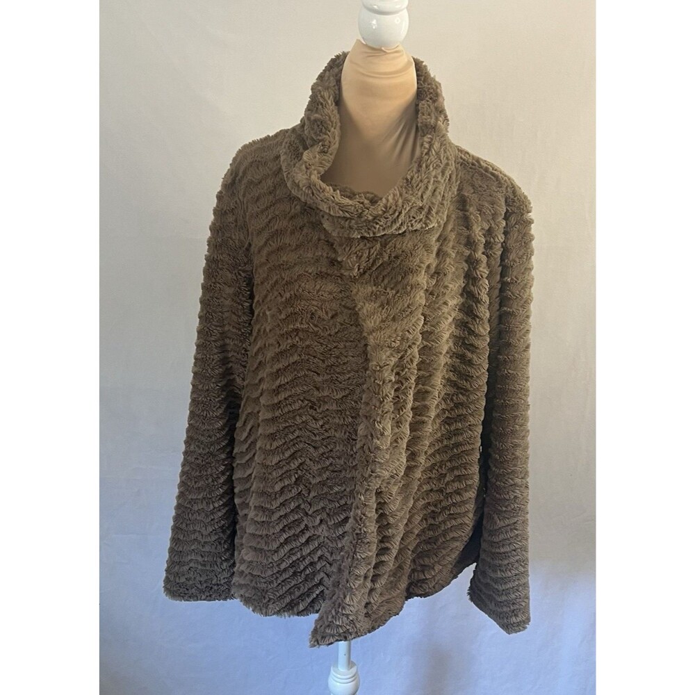 Patagonia  Pelage Jacket tan/ brown fur/ fleece  Cozy Full Zip LARGE